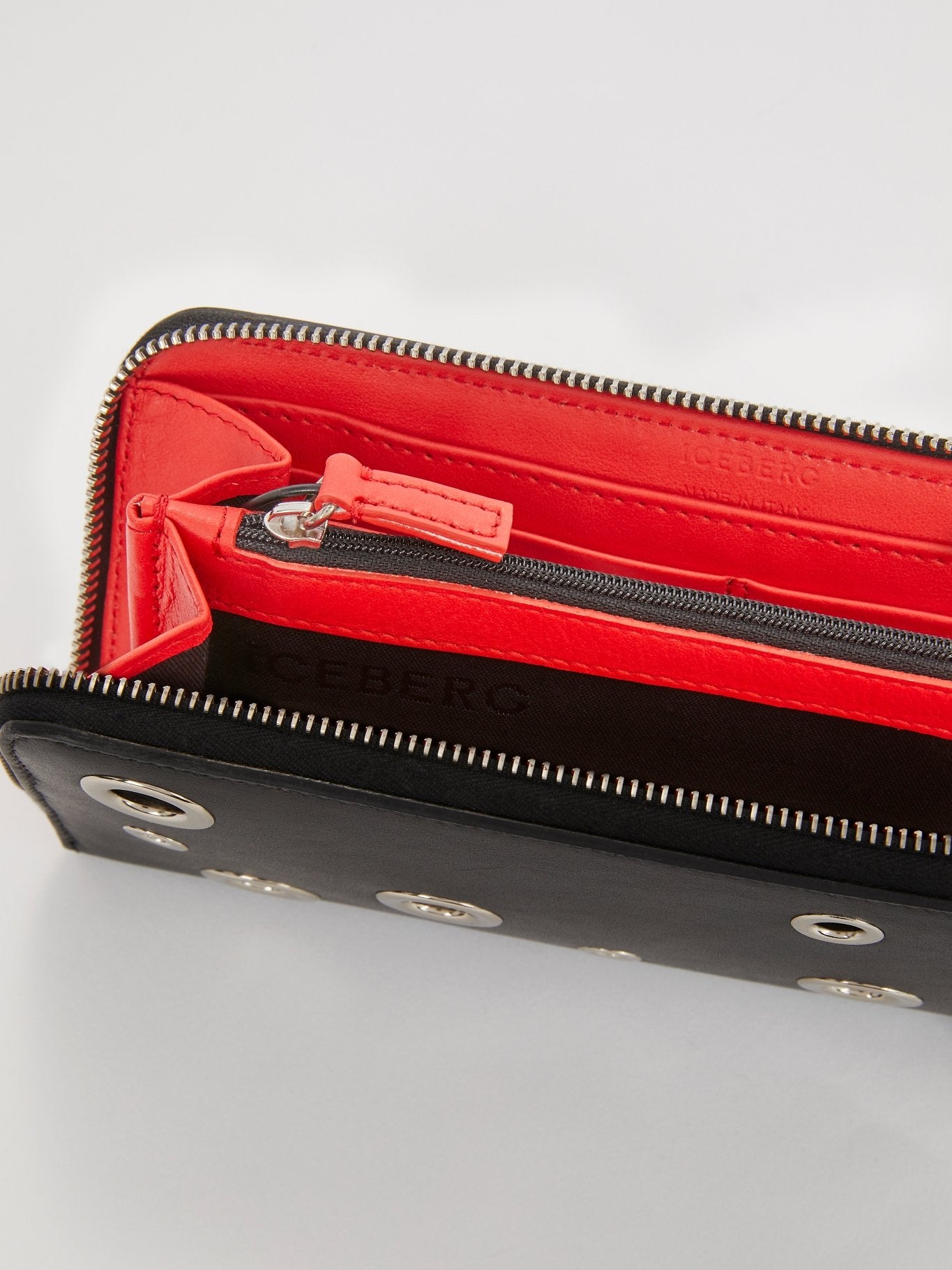 Черный двухцветный кожаный кошелек с декором