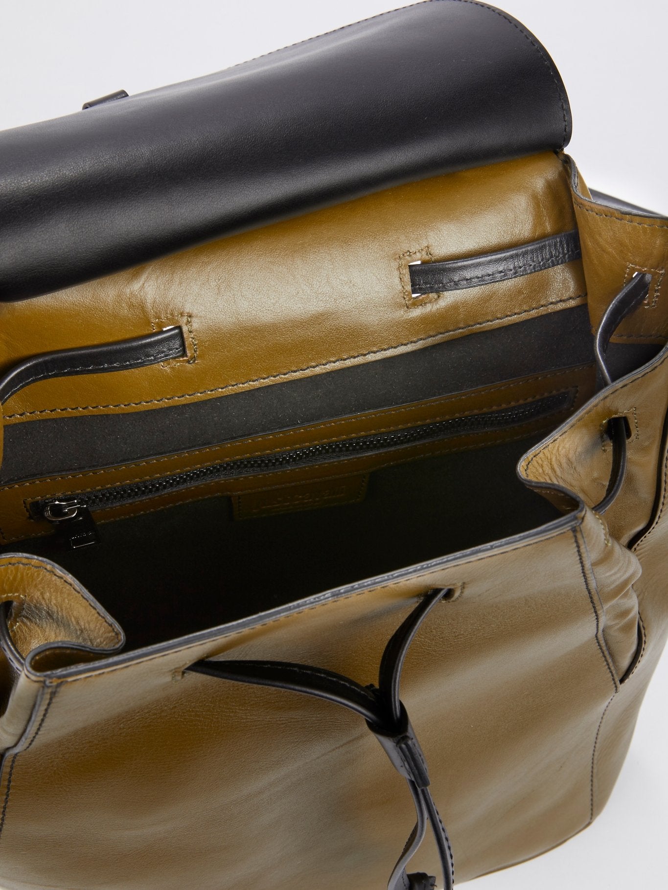 Оливковый маленький кожаный рюкзак с анималистическим принтом