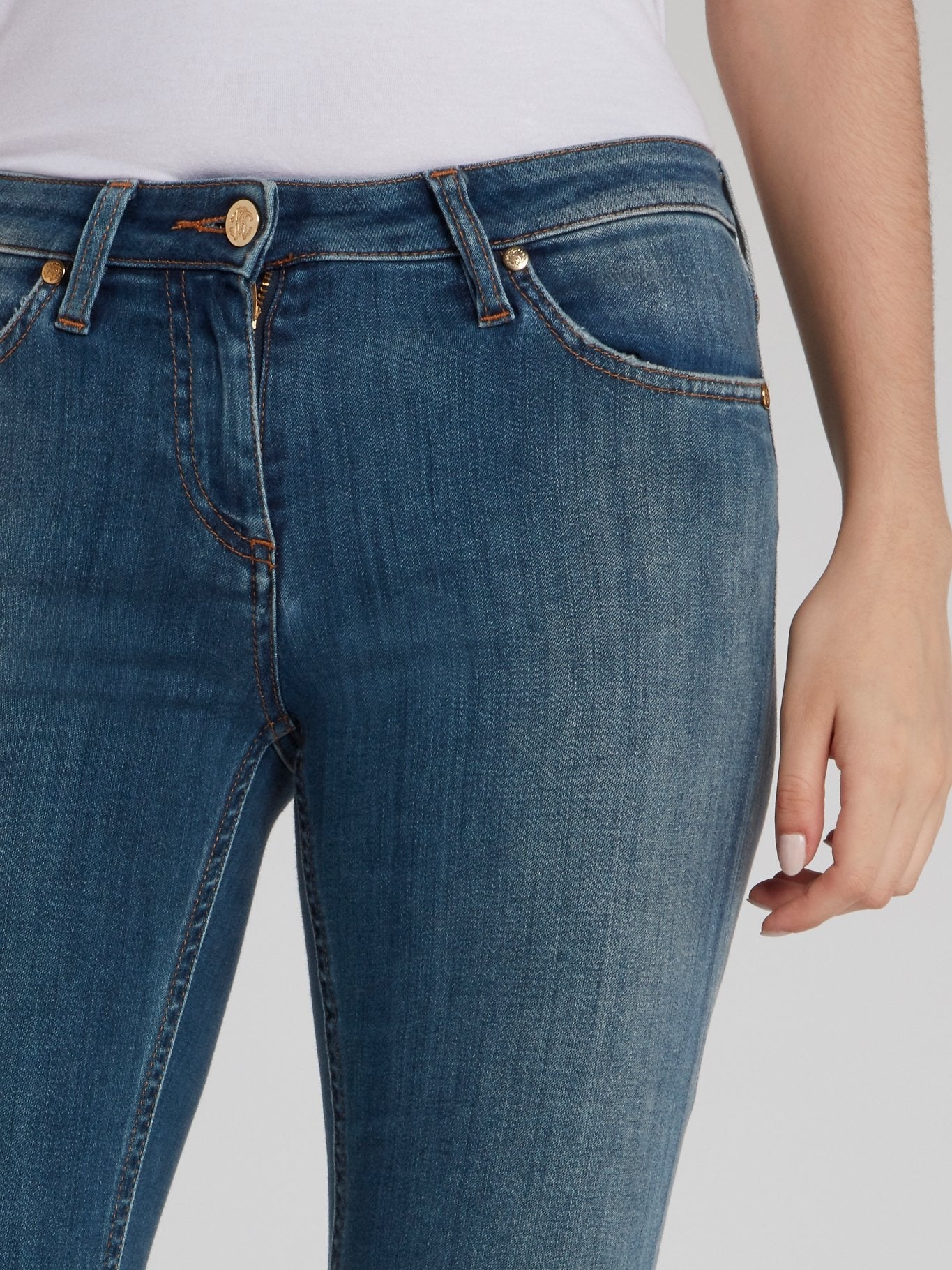 Синие классические джинсы скинни