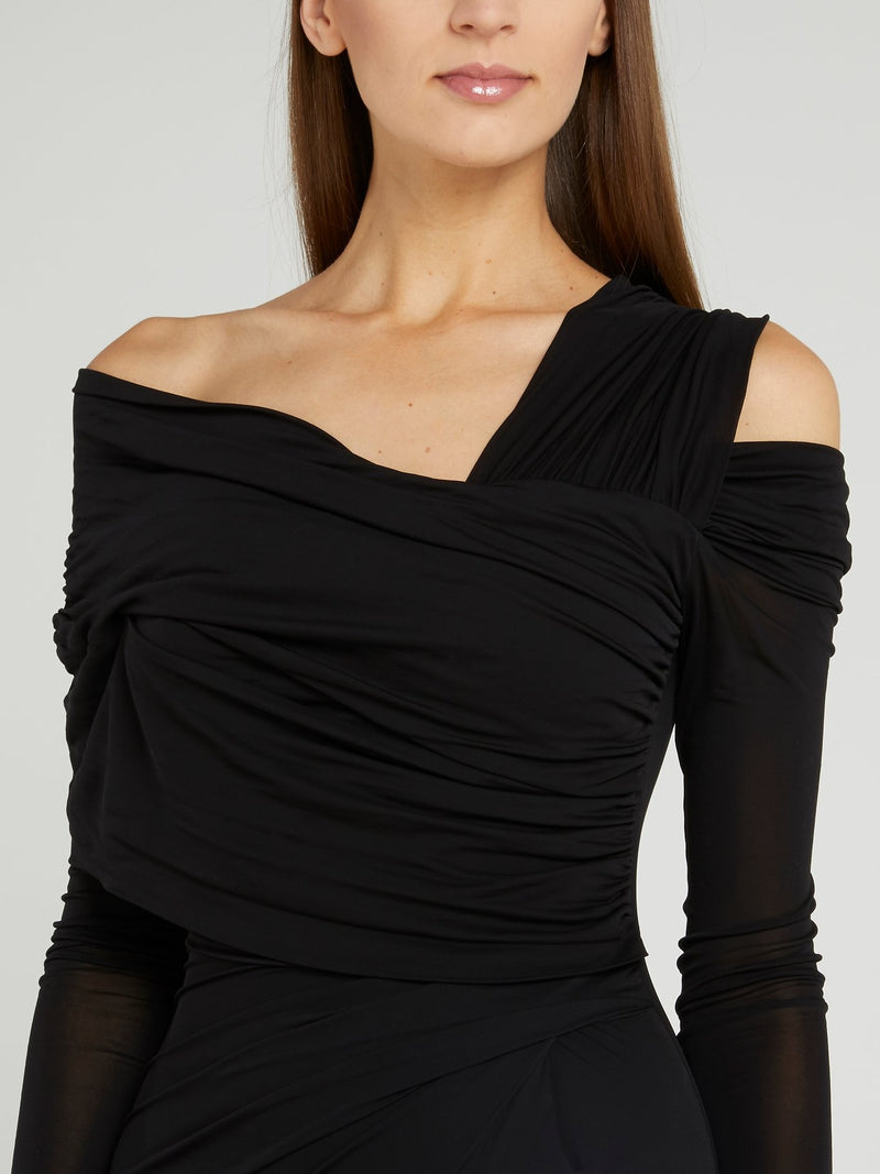 Черное платье-макси с открытыми плечами и оборками