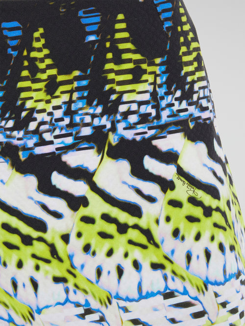 Transport yourself to the vibrant streets of Italy with our Printed Mini Skirt from Roberto Cavalli. The intricate detailing and bold colors evoke a sense of wanderlust and adventure, perfect for the free-spirited fashionista. Stand out in a sea of generic styles and make a statement in this must-have piece that is sure to turn heads and generate envy-worthy traffic.