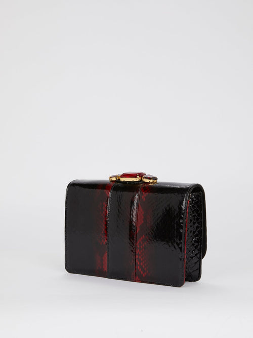 Черная сумка на плечо с красным декором и эффектом змеиной кожи Cliky