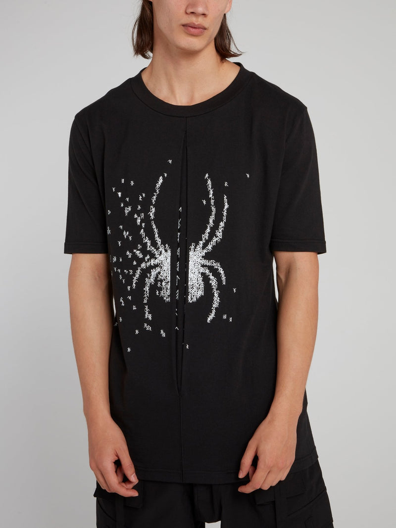 Черная футболка с вышивкой в виде паука