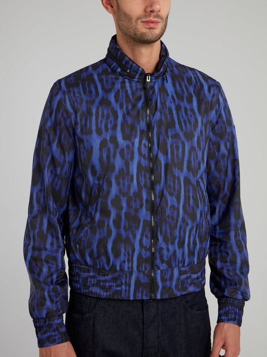 Синяя куртка на молнии с леопардовым принтом