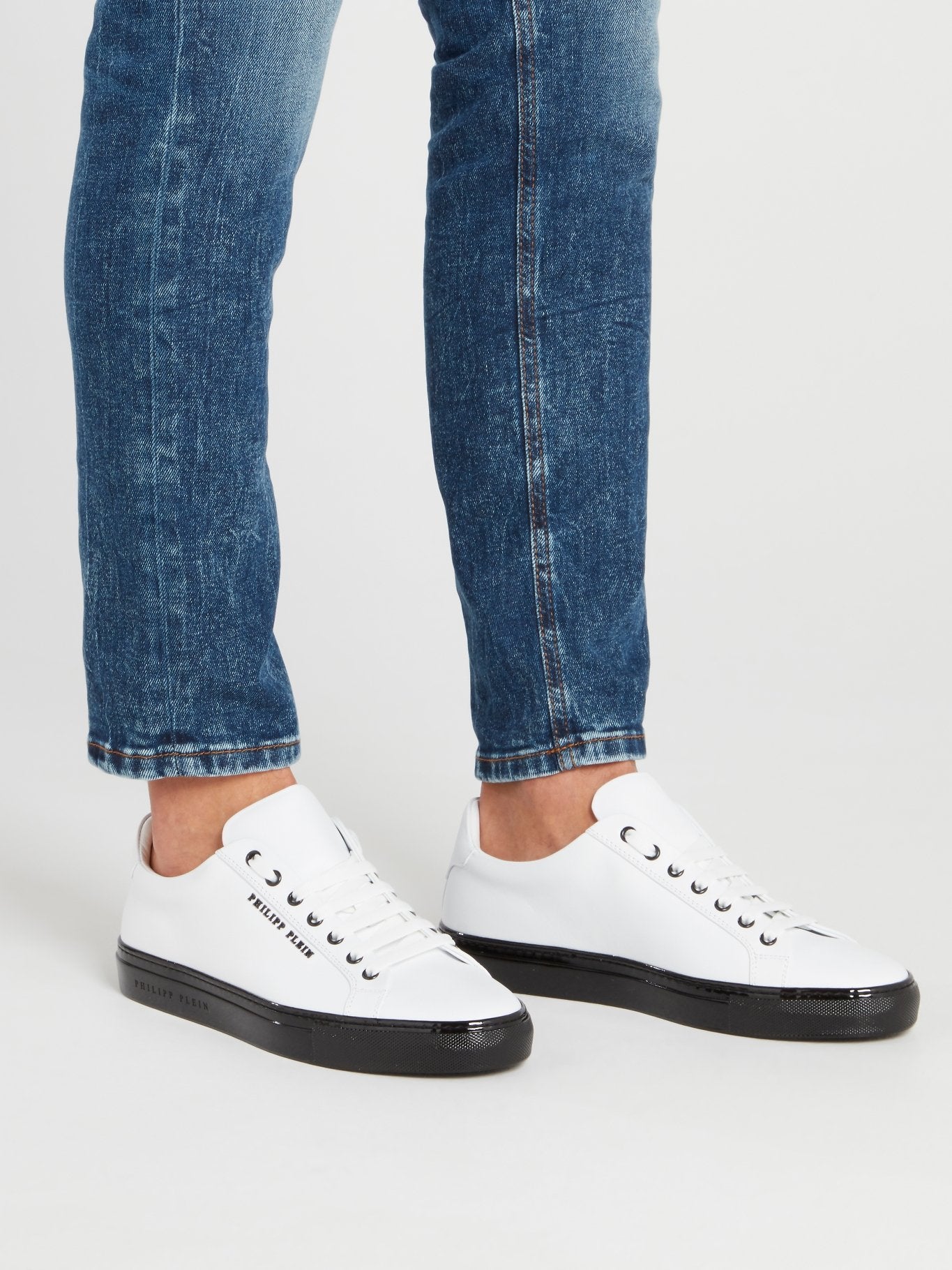 White Contrast Sole Low Top Sneakers