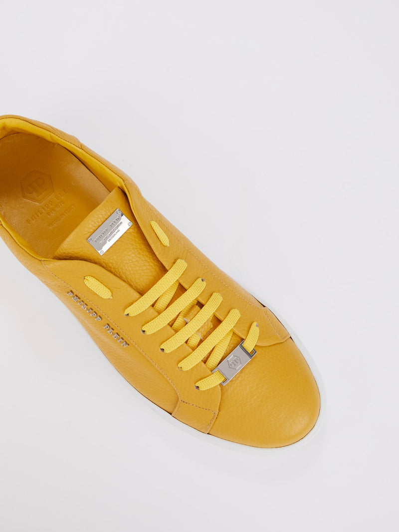 Низкие кожаные кроссовки горчично-желтого цвета